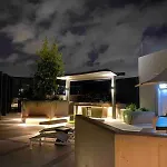 Stylish On High Level-close To Cbd Apartment *