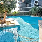 1-bedroom With Pool, Sauna, And Parking In South Apartment *