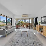 Lux Penthouse, Private Rooftop