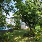 Seaside Haven Luxe Four Br Oasis With Plunge Pool Holiday home Brisbane
