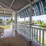 Seaside Haven Luxe Four Br Oasis With Plunge Pool