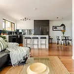 Value With View Sleeps 7