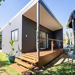 Cozy 1 Bed 1 Bath Tiny Home Near Cbd - C195