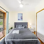 Spacious Land Area 5bedroom At Sunnybank New Ac Holiday home