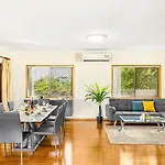 Spacious Land Area 5bedroom At Sunnybank New Ac *