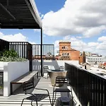 Alfred & Turner Apartments, Luxury 2 Bedroom In The Heart Of The Valley Apartment Brisbane