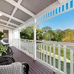The Duchess - Stunning Hamptons Oasis With Pool | Winter Escape | Longer & Save | 1 June - 31 August *