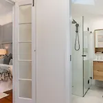 Luxury Queenslander Awaits! Sleeps 8, 3 Car Parks Brisbane