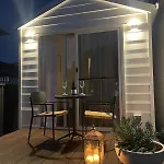 Luxe Tiny Home Near Cbd With Swimming Pool