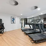 Apartment 1 Bedroom In Queens Wharf