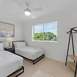 Quiet 3brm Near Gabba With Free Parking & Wifi Brisbane