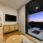 Sky-High 2Br In Cbd Spectacular Views C22 Apartment