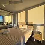 Sky-High 2Br In Cbd Spectacular Views C22 * Brisbane