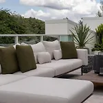 3br Penthouse Pvt Hot Tub Apartment Brisbane