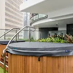 Apartment Resort-style Cbd 1-bedroom Walk To Everything *