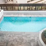 Resort-style Cbd 1-bedroom Walk To Everything *