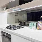 Serene 1bed Sofa Bed With Pool & River Views At Qwr Apartment