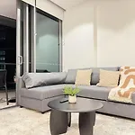 Serene 1bed Sofa Bed With Pool & River Views At Qwr Apartment