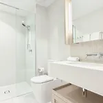 Serene 1bed Sofa Bed With Pool & River Views At Qwr