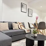 Serene 1bed Sofa Bed With Pool & River Views At Qwr
