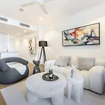 1br Ny Style Casino - Skywalk Terrace Apartment *