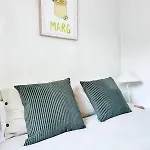 La Pague - Near Cbd - Parking - 2 Bedroom Retreat *