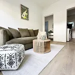 La Pague - Near Cbd - Parking - 2 Bedroom Retreat Apartment Brisbane