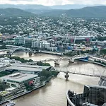 River View Central Brisbane 2-Bedroom Apartment With Parking