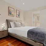 Holiday home A/c Throughout In Brisbane's Trendiest Suburb