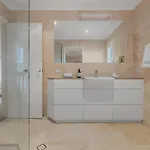 A/c Throughout In Brisbane's Trendiest Suburb Holiday home *