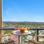 The Valley Vibe That View