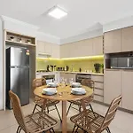 Modern And South Bank Apartment! Walk To Cbd *