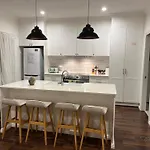 Cozyhomes Kangaroo Point