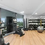 Prime City Stay, Steps To River Mall And South Bank