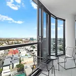 Mountain Views And Infinity Pool Overlooking City!