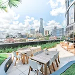 Apartment Mountain Views And Infinity Pool Overlooking City! *