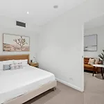 Skytower Apartment *