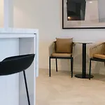 Apartment Modern Riverview Haven 1-bedroom Getaway *