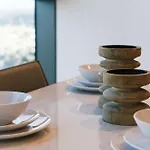 Modern Riverview Haven 1-bedroom Getaway Apartment Brisbane