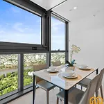 Qw Luxury River Views Brisbane