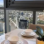 Qw Luxury River Views