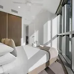 Stylish With Pool Sauna And Gym Apartment
