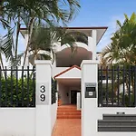 Parkside Southbank 2Bed Villa