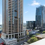 Stylish In Southbank Location With Parking * Brisbane