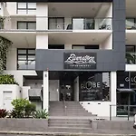 Spacious Apt With Stunning City Views And Car Park!