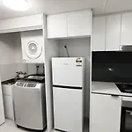 2 Bedrooms Apartment With 1 Carpark Brisbane Cbd