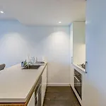 Apartment Valley Lookout - Luxe 1br Exclusive Rooftop Pool *