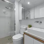 Apartment Views 2br With Infinity Pool, Gym And Parking *