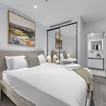 Views 2br With Infinity Pool, Gym And Parking Apartment