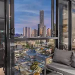 Views 2br With Infinity Pool, Gym And Parking *